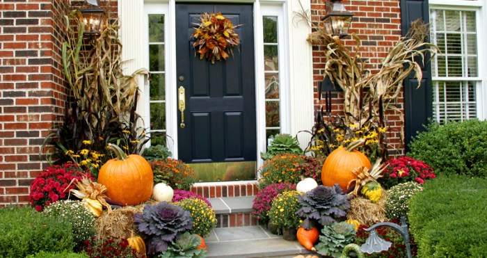 Outdoor fall decor near me